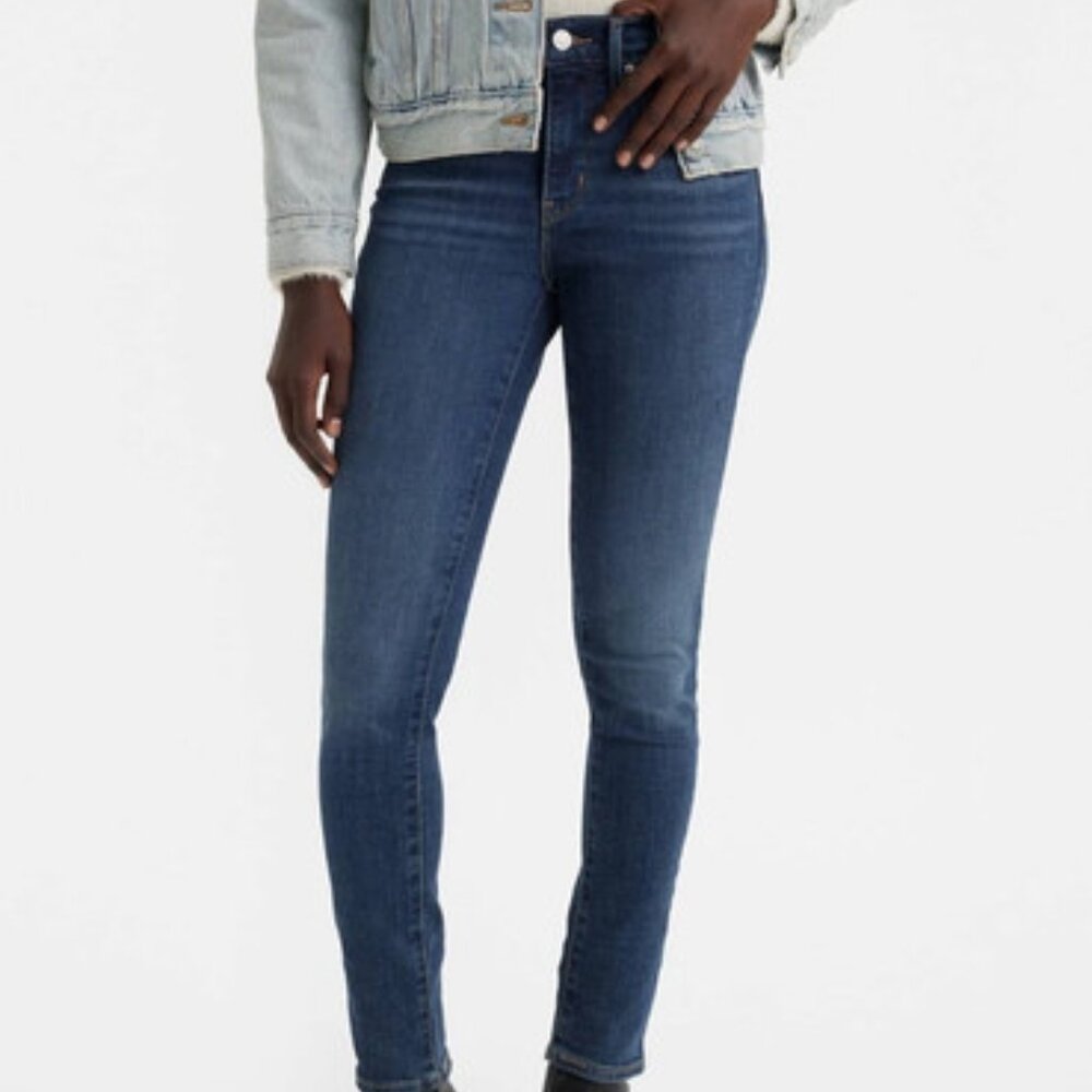 Levi’s 311 Shaping Skinny Women's Jeans Size 26 / 2